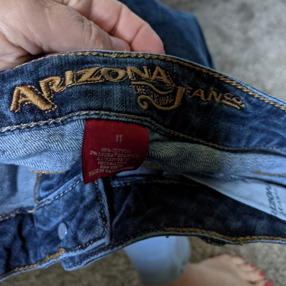 Jean shorts - Picture 3 of 3